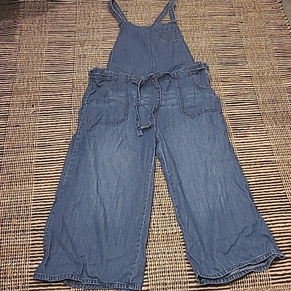 GAP DENIM CULOTTE OVERALLS - Picture 3 of 9